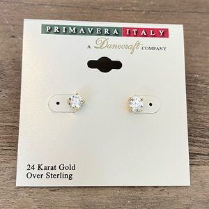 New Primavera Italy cubic zirconia stud earrings